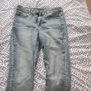 H and M skinny jeans